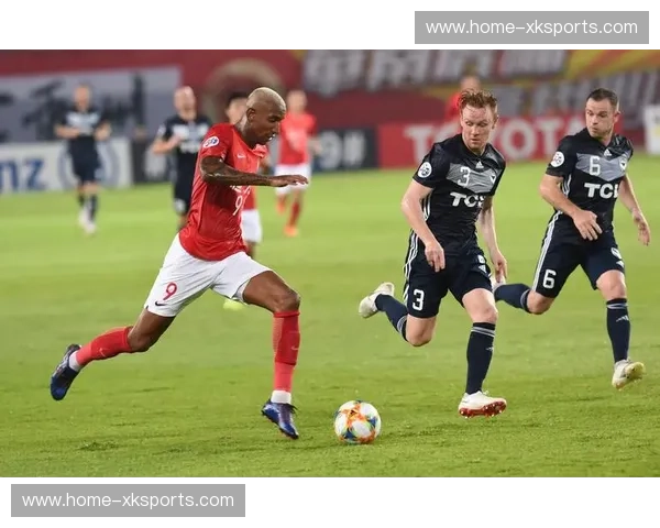 红蓝博弈的史诗:当广州恒大遇上墨尔本胜利,一场跨越赤道的绿茵恩怨录